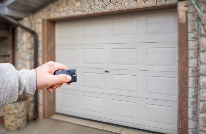 управление гаражными воротами через смартфон