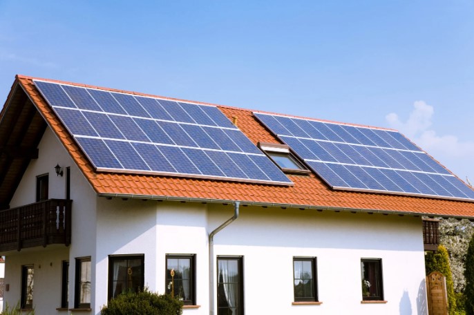 площа сонячних панелей будинку