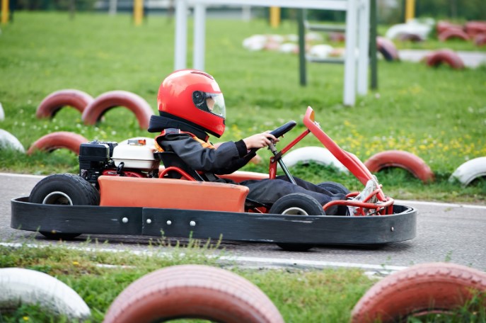 Як підготувати дитину до першого заїзду на картингу